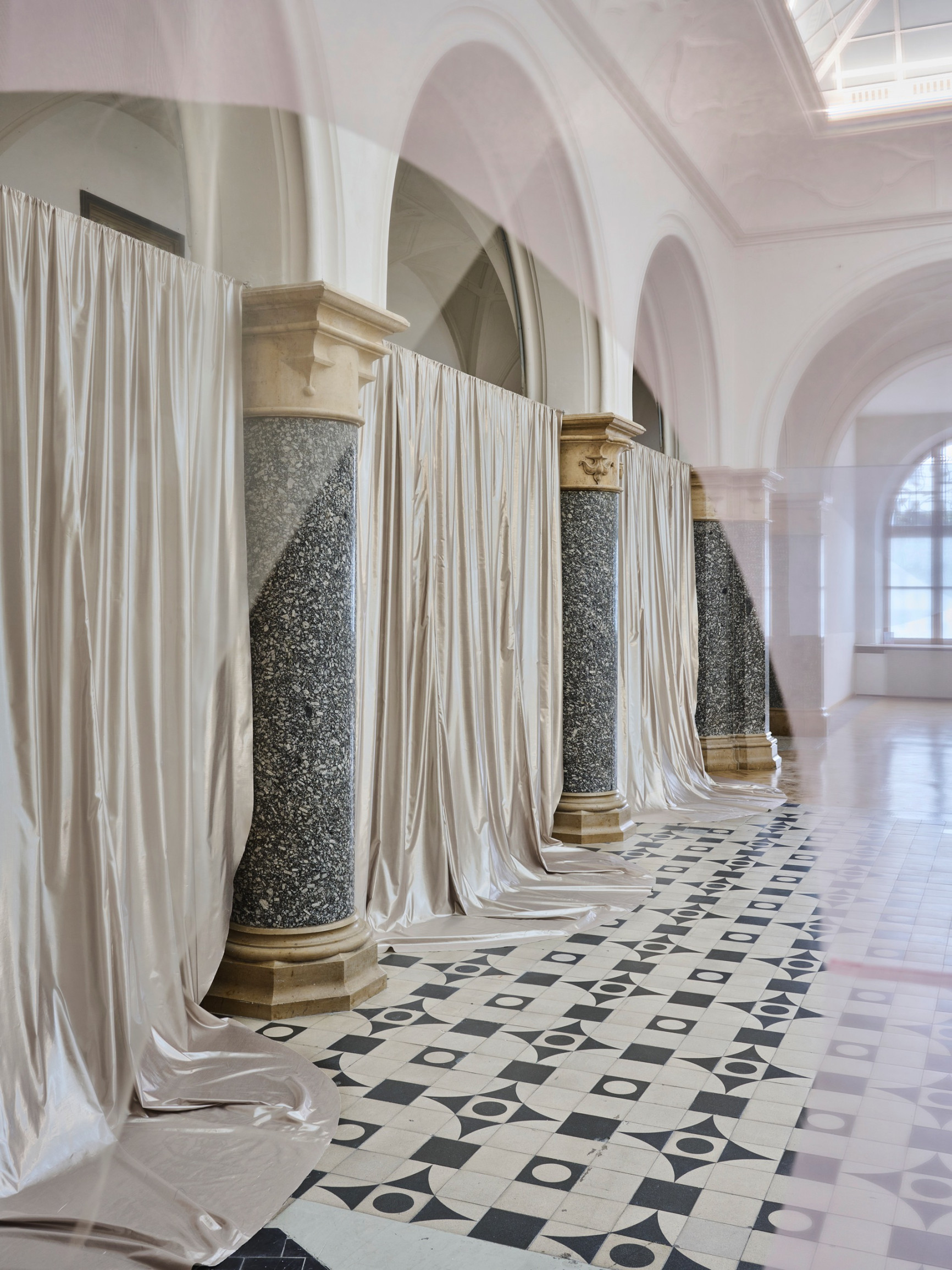 Rathaus Galerie München Ayzit Bostan Palast 02 Fabian Frinzel